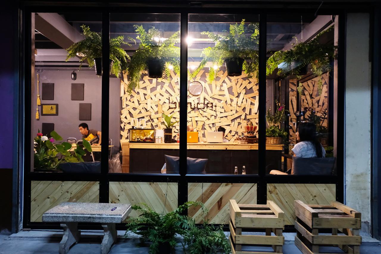 Bandai Hostel Pak Kret Exterior foto